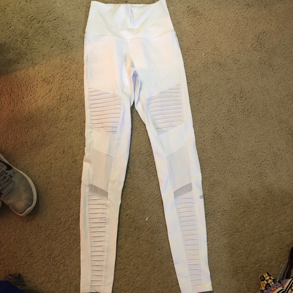 Alo Leggings
